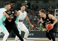 纽约尼克斯迎欧篮联关键赛，国际比赛日止住颓势，话题不断，球队文化再被提及的简单介绍-真人娱乐